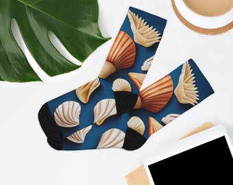 Calzini con conchiglie, blu navy con calzini con conchiglie, calzini a tema tropicale, calzini da spiaggia, calzini in poliestere riciclato, regali di calzini