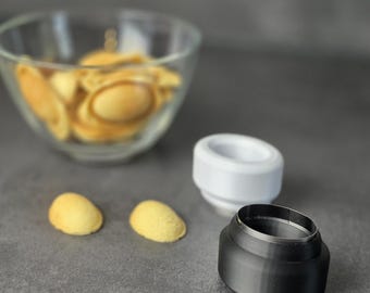 NEU! Jetzt mit Klinge! Oreschki & Zaubernuss Ausstecher mit Metallklinge