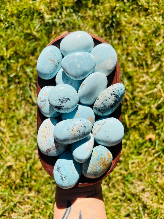 希少なマダガスカル産ロビンズエッグブルーターコイズ｜ターコイズ