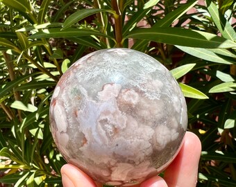 グリーンクォーツ　フラワーアゲート共生　スフィア　約57mm グリーンクォーツ フラワーアゲート共生 スフィア 約57mm - メルカリ