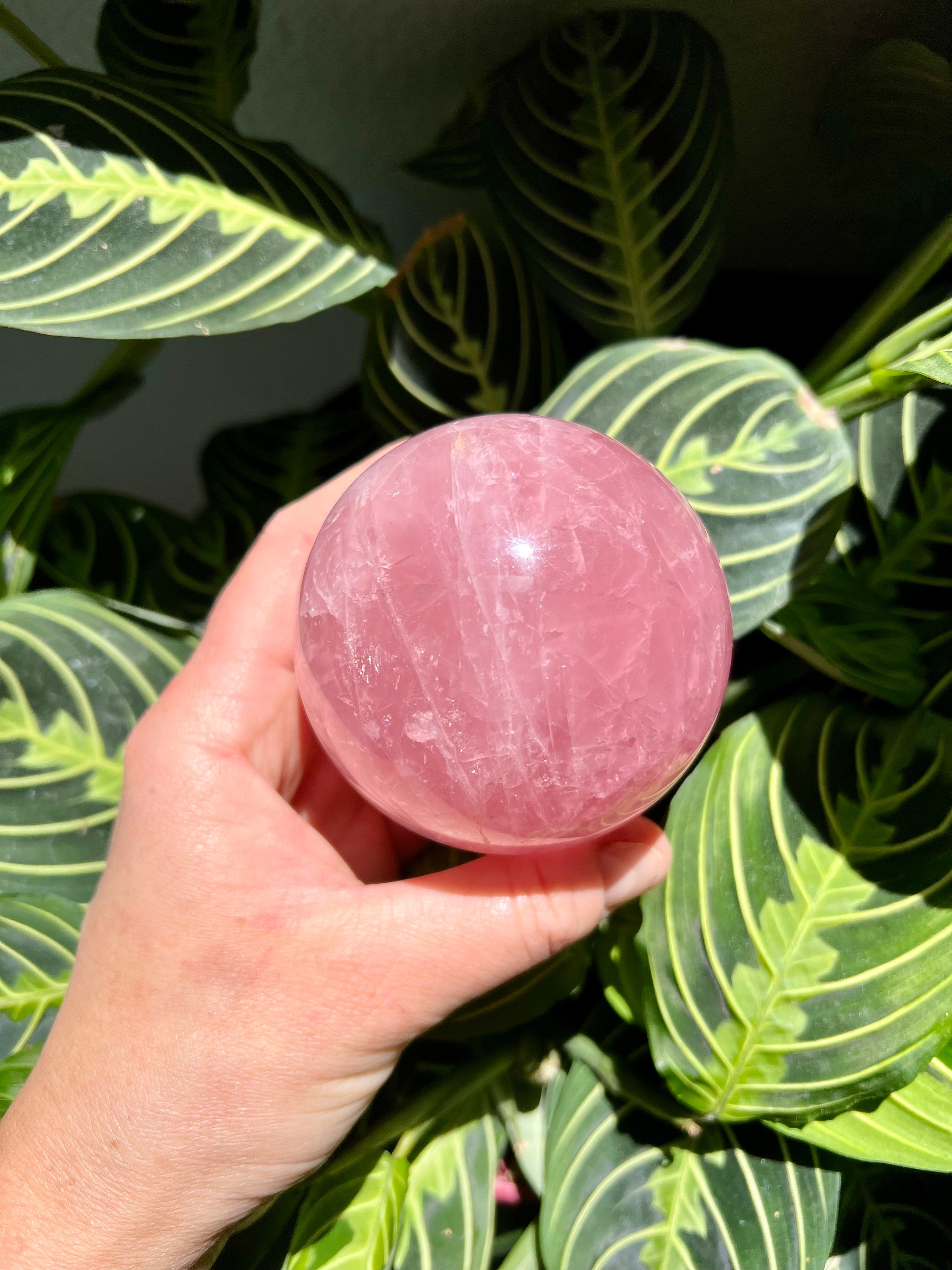 大きなジェミースターローズクォーツ球とゴールデンヒーラー