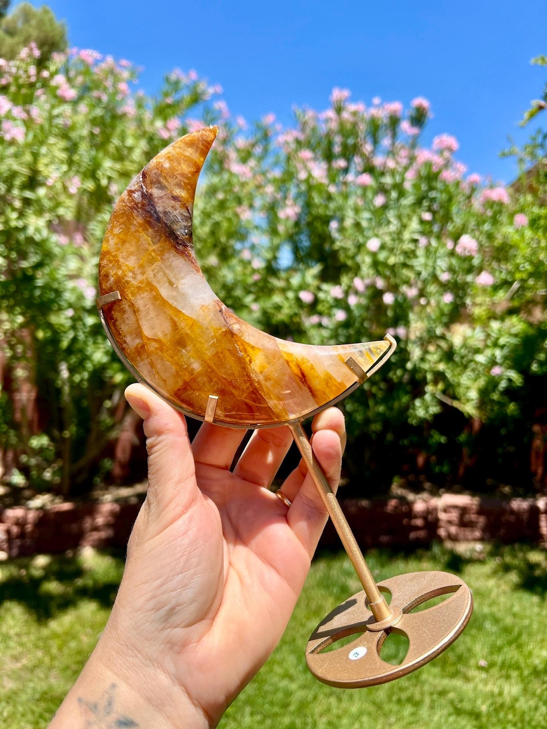 ゴールデンヒーラークォーツ三日月 | スタンド付きクリスタルムーン