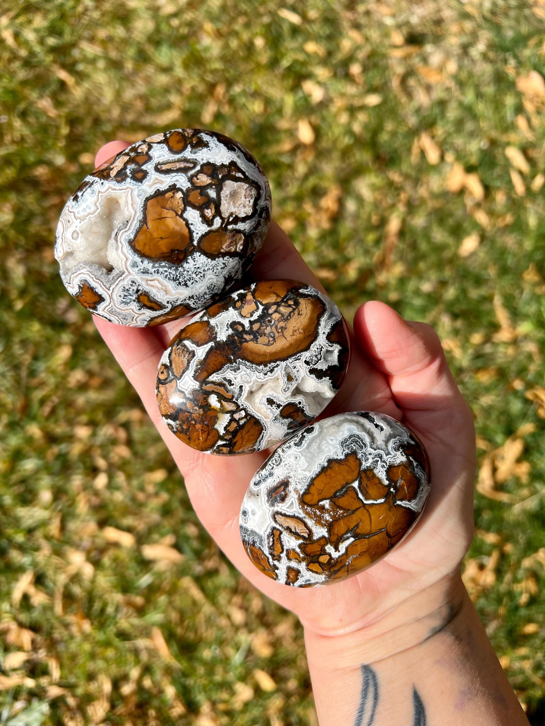 美品✨セオリー リアルムートンジレベスト パッチワーク アイボリー Brecciated Jasper Palm Stones | Druzy Brecciated Agate Pocket
