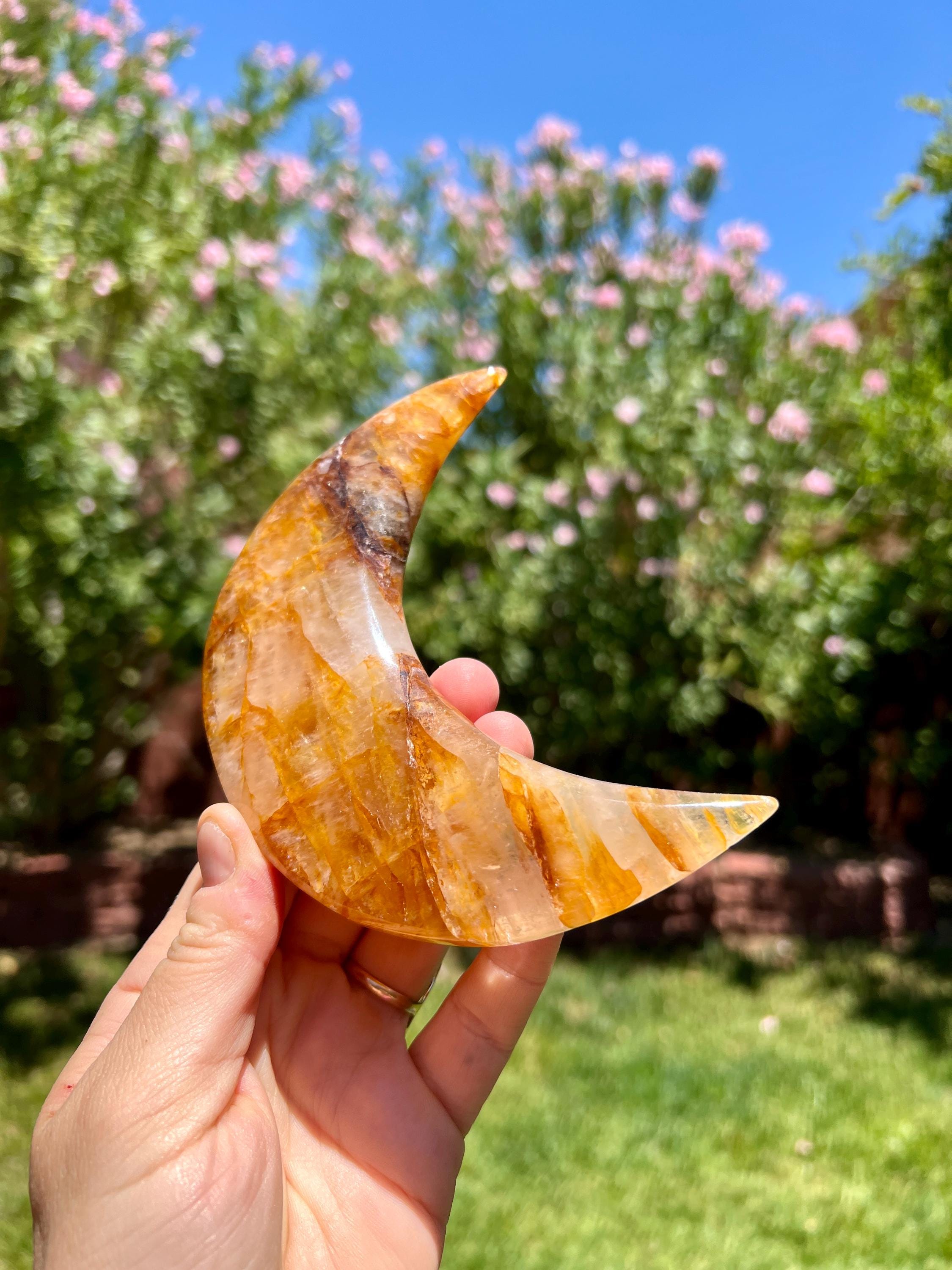 p様♡専用です♡ 大漆オパール宝瓶天珠　ゴールデンピーターサイト　サンストーン ゴールデンヒーラークォーツ三日月 | スタンド付きクリスタルムーン