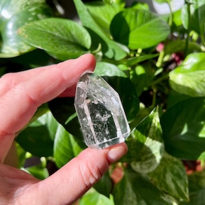 Clear Quartz Point | Brazilian Clear Quartz (1)