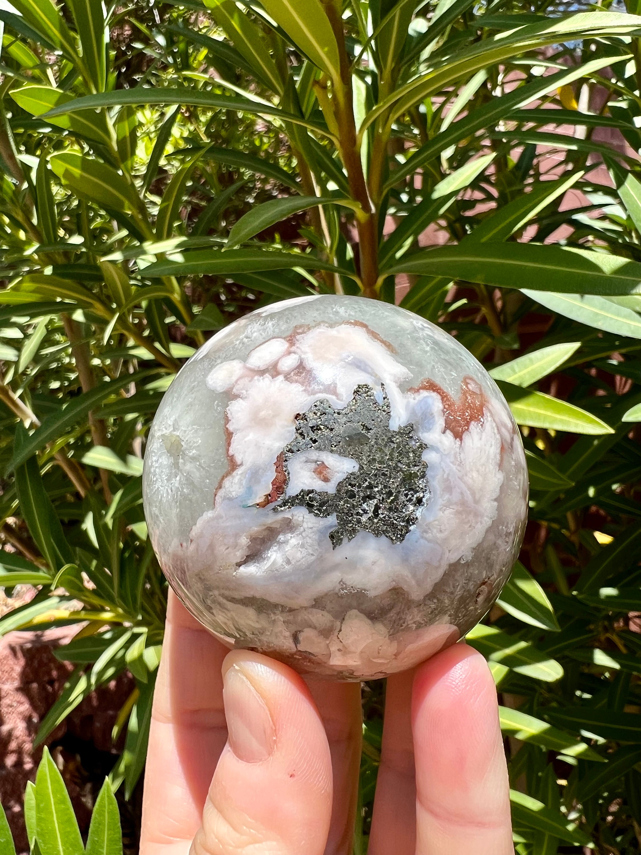 グリーンクォーツ　フラワーアゲート共生　スフィア　約57mm グリーンクォーツ フラワーアゲート共生 スフィア 約57mm