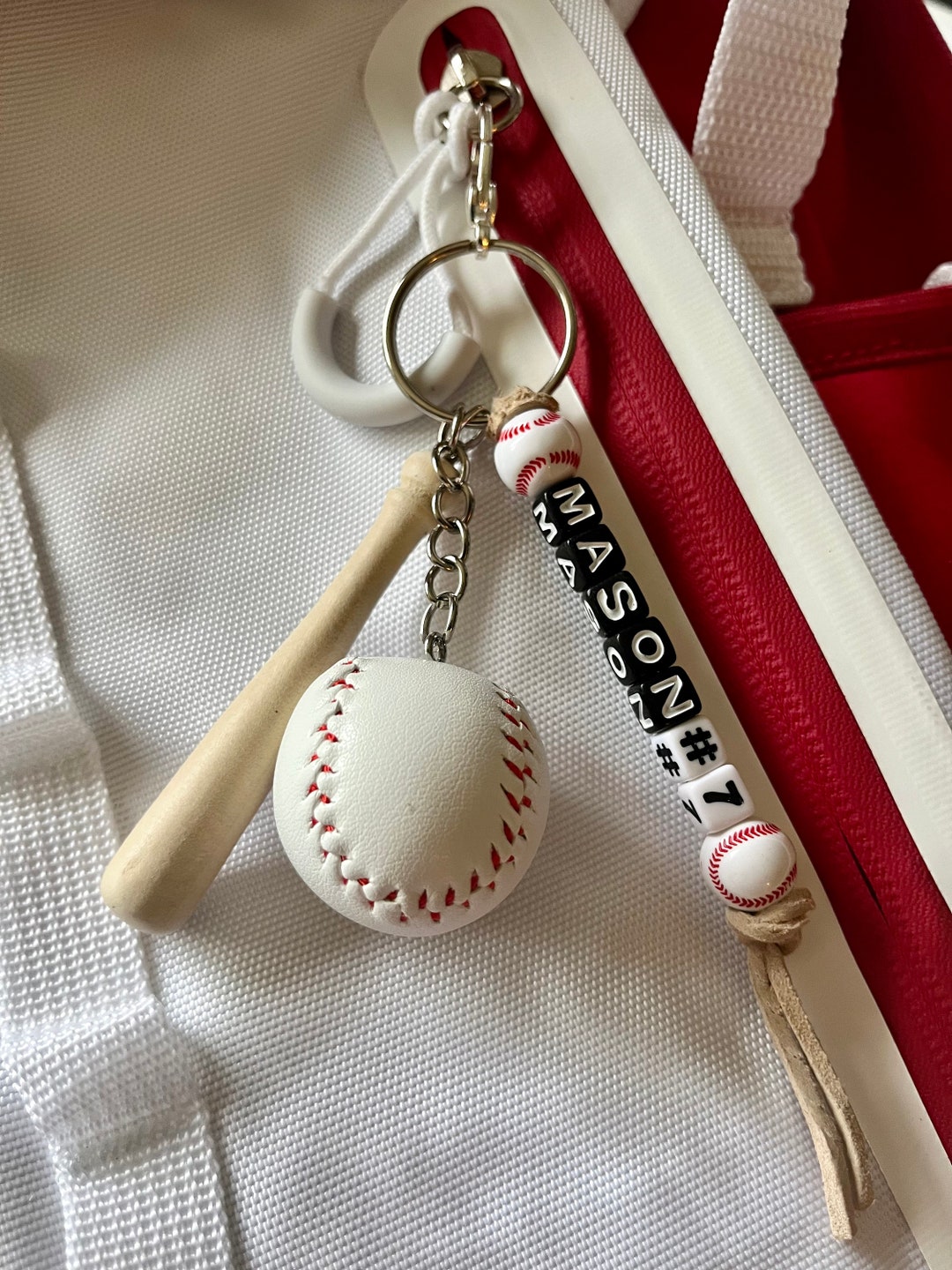 Personalized Letter Bead Baseball Keychain, Custom Bat Bag Tag for Baseball Player, Baseball Mom