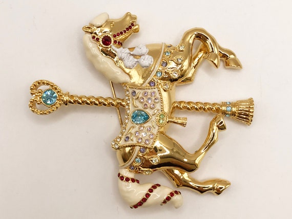 Vintage gold-tone carousel horse brooch pin with … - image 9