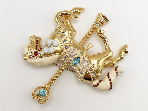 Vintage gold-tone carousel horse brooch pin with … - image 8