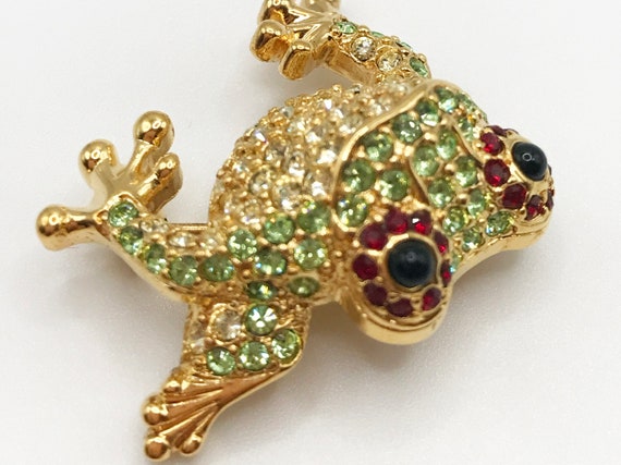 Vintage signed Monet gold-tone frog brooch pin wi… - image 7