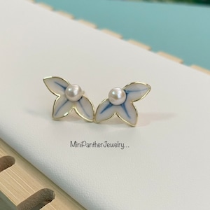 Unique Three Petals Enamel Star Flower Freshwater Pearl Stud Earrings, Chic Floral Pearl Stud Earrings, Vintage Floral Earrings,gift for her