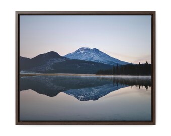 Reflexión de montaña, South Sister Mountain, Gallery Canvas Wraps, enmarcado, Oregon, fotografía de paisaje, curva, fotografía de amanecer