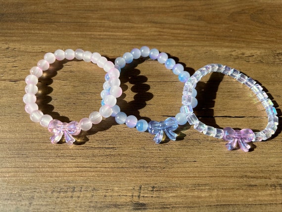 Handmade Kawaii Coquette Bracelet, Very Aesthetic, Kawaii, Bow Bracelet . Beaded Bracelet, Gift, Acrylic Beads, Cute Bow Bracelet, Pastel