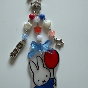 Llavero de Miffy hecho a mano: llavero con cierre de estrella Kawaii con cuentas