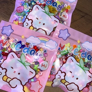 Sopa de cuentas Kawaii, confeti de cuentas 50 g, estética kawaii, emoticono, corazón, mariposa, cuentas acrílicas, cuentas lindas, NUEVAS CUENTAS agregadas