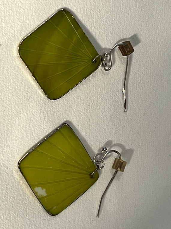 Lightweight Green Capiz Shell Square/Rhombus Dang… - image 7
