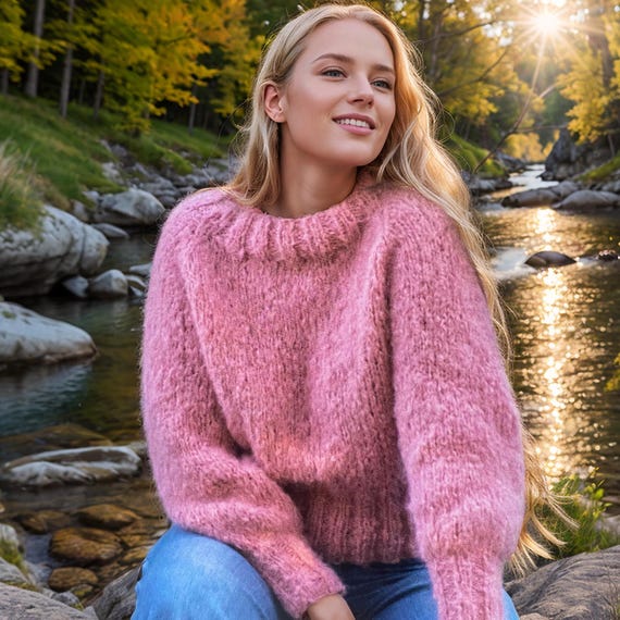 Oversized Merino Wool Sweater Knitting Pattern: Chunky Blush Pink
