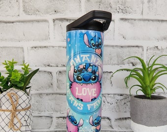 タンブラー／カップ。ステッチデザイン。「Ohana」は家族／愛を意味します。20オンスのスリムタンブラー。