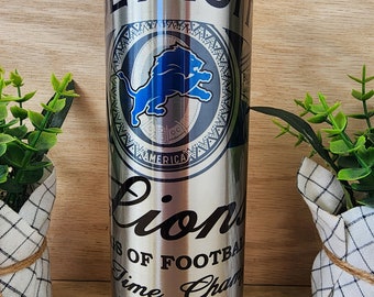 Smalle beker van 20 oz.  Detroit-bier kan geïnspireerd zijn op Lions-ontwerp. Met glanzende iriserende kleur die lijkt op een aluminium blikje/glas-in-lood-look