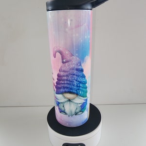 Becher Gnom Regenbogenfarben, helles Mehrfarbendesign