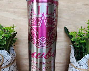 20 Unzen dünner Becher.  Dallas Cowboys Bierdose inspiriertes Design. Mit glänzend irisierender Färbung, die Aluminiumdosen / Buntglas-Optik ähnelt