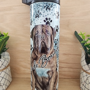Vaso/taza Dogo de Burdeos. Amante de los perros, mascota, patas, mamá de perro, papá de perro, mamá boxer, papá boxer, perro. Vaso delgado de 20 oz.