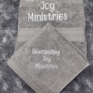 Bath, Hand, Washcloth, or Beach towel,  Customized, personalized, embroidery, applique, gift set