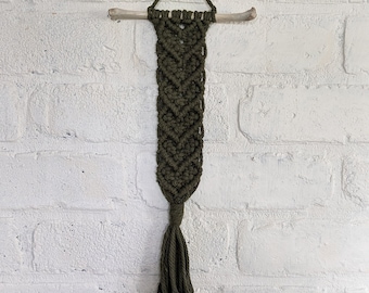 Small Bone Macrame Heart Design