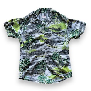 Vintage 100% Rayon Aloha Shirt SZ M