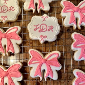 Biscoitos de açúcar com laço, biscoitos de açúcar personalizados, biscoitos de açúcar para festa, biscoitos para chá de bebê