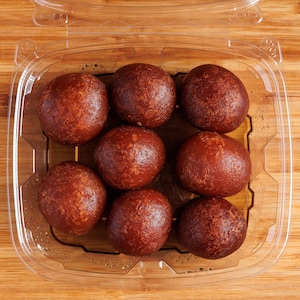 Party Pack | 32 Syrup-Infused Donut Bites (Gulab Jamun) | Ships Free Nationwide | Loved by 70+ Stores | 1M+ Sold