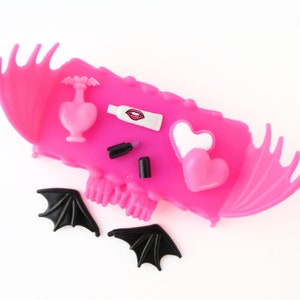 Draculaura&#39;s Powder Room Replacement Parts Monster High