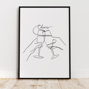 K&ouml;nnte beinhalten: Schwarzwei&szlig;-Linienkunst-Druck von zwei Champagnergl&auml;sern, die ansto&szlig;en, mit dem Wort "Cheers" dar&uuml;ber.