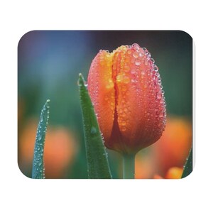 Coral Tulip Mouse Pad: Rectangle Desk Accessory