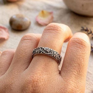 Rose Floral Rotating Fidget Ring, Vintage Silver Spinner Ring Size 11，