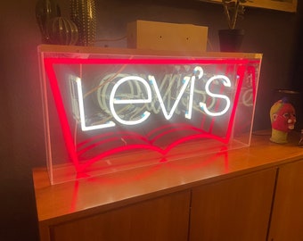 Levi&#39;s neon light box