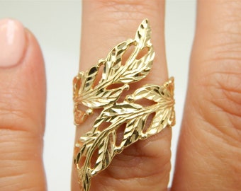 Solid Gold Diamond Cut Leaf Ring, Personalizable Leaf Wrap Ring, Wrap Around Nature Ring, 10k 14k 18k 22k Gold Ring, Free Express Delivery