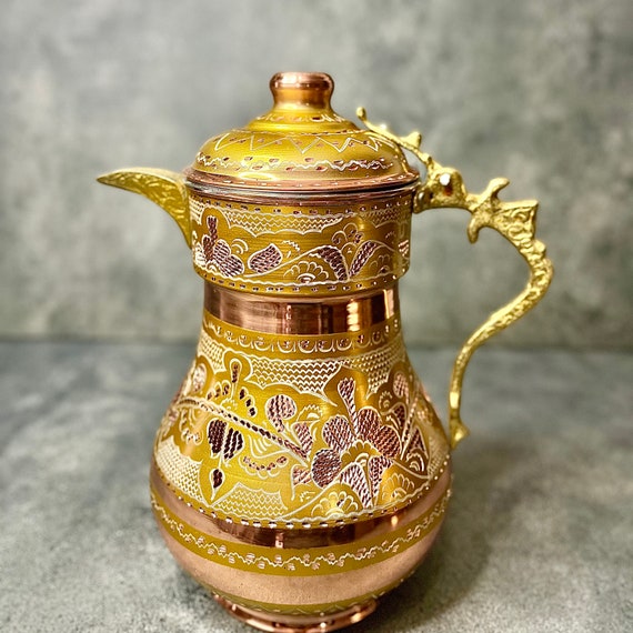 手作りのトルコ製銅製水差し：花柄の蓋付き水差し - Etsy 日本