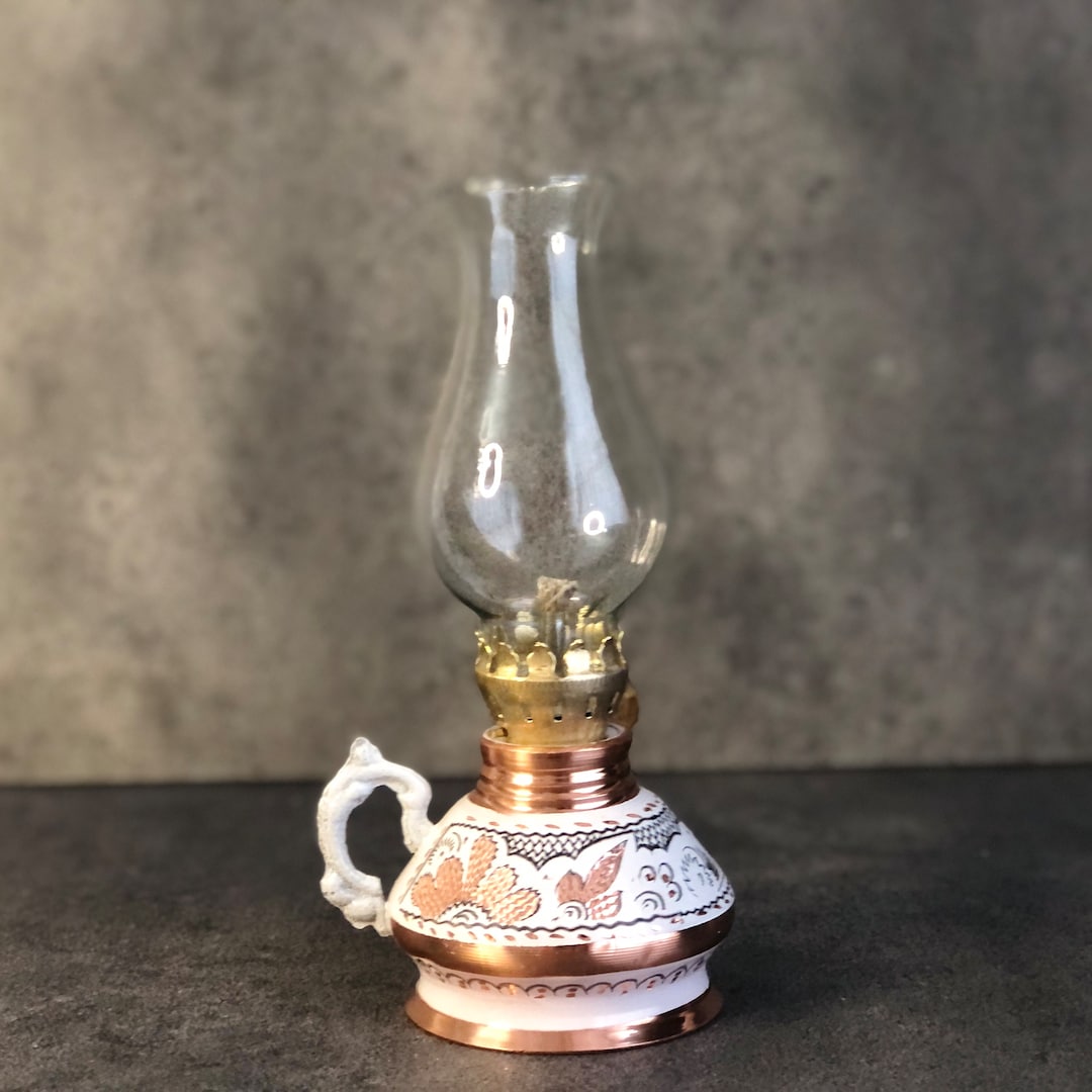 Handmade Antique Copper Oil Lamp, Decorative Vintage Copper Kerosene