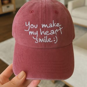 Casquette personnalisée avec texte manuscrit brodé, Casquette personnalisée écriture manuscrite, Casquette papa écriture manuscrite, Cadeau personnalisé unique, Casquette personnalisée