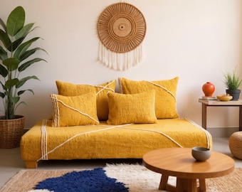Marockansk bäddsoffa i ull, handgjord beni ourain-loveseat, stor arabisk majlis-soffa, gulrandig togo-soffa, specialanpassade berber-sofföverdrag