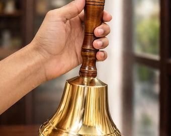 Sino artesanal de latão com cabo de madeira, som alto e nítido, sino decorativo vintage para presente.