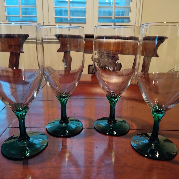 4 Libbey "Domaine" Green Juniper Water Goblet Glasses"