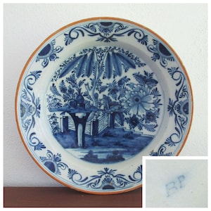 1700s - DELFT BLUE CHARGER - Antique Wall Plate from De Vergulde Blompot -  34 cm / 13.4 inch - Handmade and Hand Painted around 1760