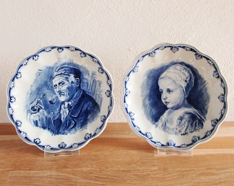 ROYAL DELFT BLUE wall plates with paintings after Offermans and van Dijck - Handmade and Hand Painted in 1978 by De Porceleyne Fles