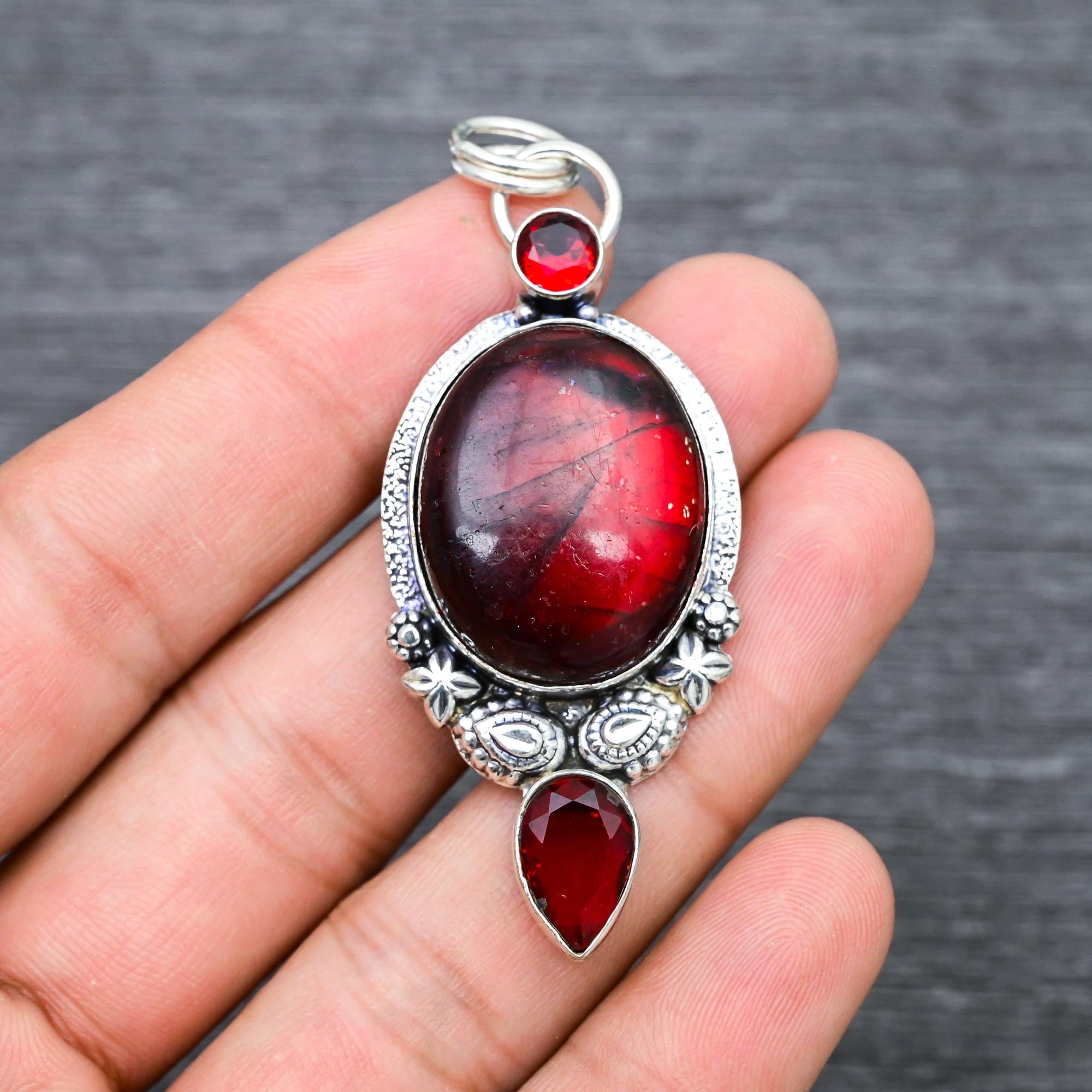 Spectacular Red Flash Labradorite Silver Pendant 925 Sterling Silver Gemstone Pendant Silver Jewelry Gift For Her Gift For Mom Pendant