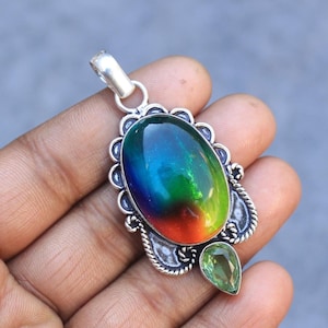 Handmade Ammolite Gemstone Pendant: 925 Sterling Silver, 6 CM