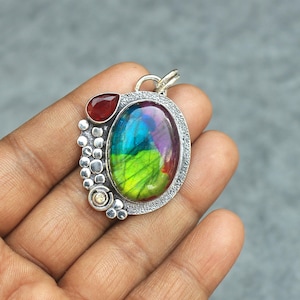 Blue Fire Labradorite Pendant: Oval Gemstone, 925 Sterling Silver