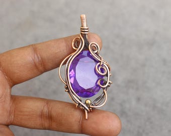 Colgante artesanal de amatista púrpura con alambre de cobre - Joyería bohemia con piedras preciosas