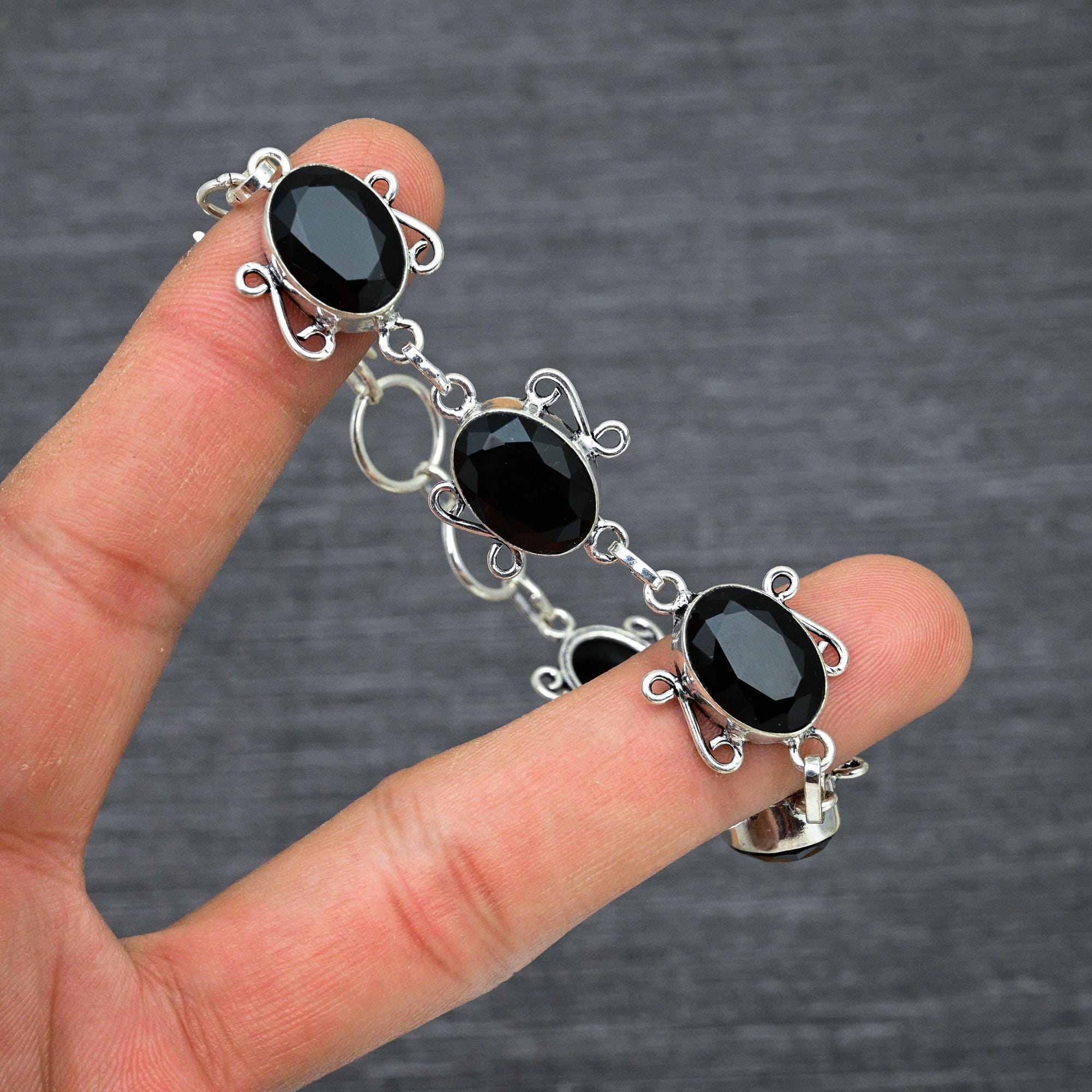 ファセット加工のブラックオニキスブレスレット：ハンドメイド925